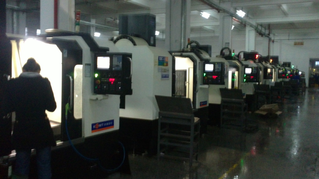 <strong>南京藝匠專業(yè)cnc精密機械加工，知名品牌，高性價比</strong>