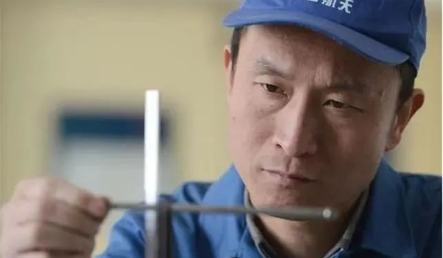 <strong>火箭發(fā)動機的精密加工，為什么離不開手工操作？</strong>